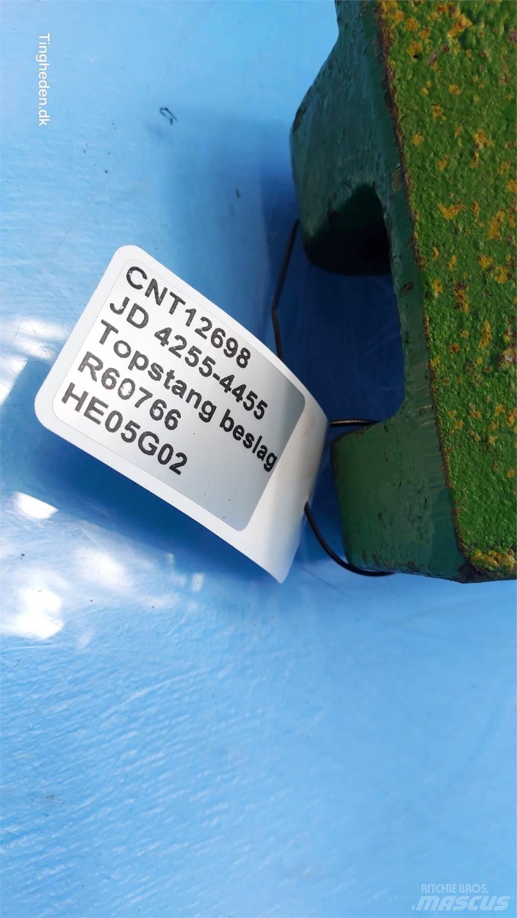 John Deere 4255 ملحقات أخرى للجرارات