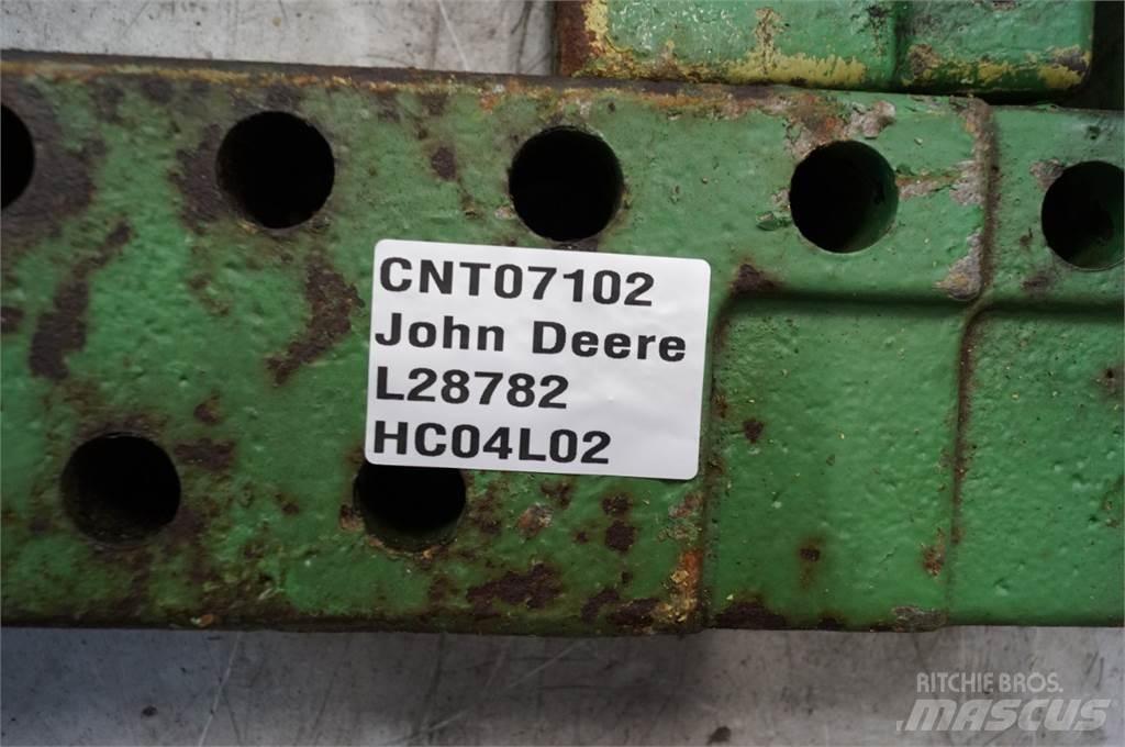 John Deere 4440 ملحقات أخرى للجرارات