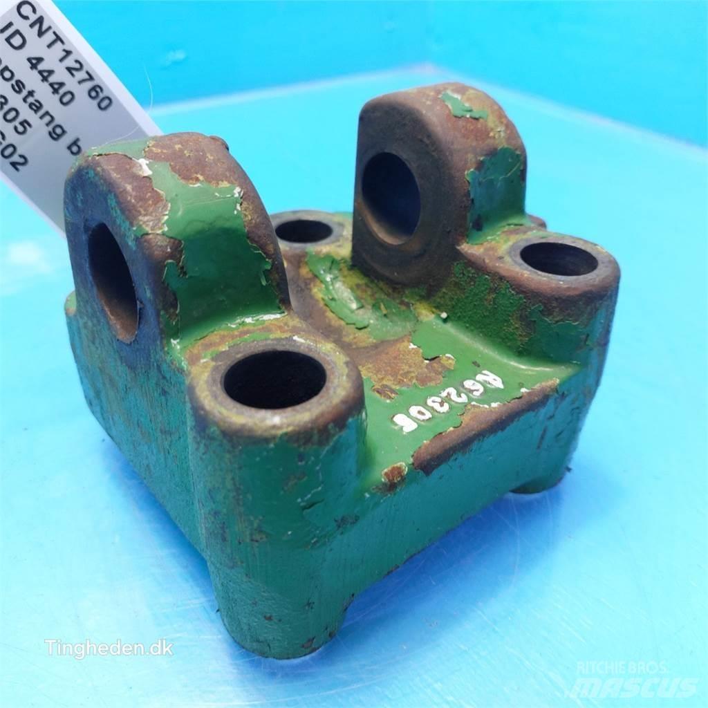 John Deere 4440 ملحقات أخرى للجرارات