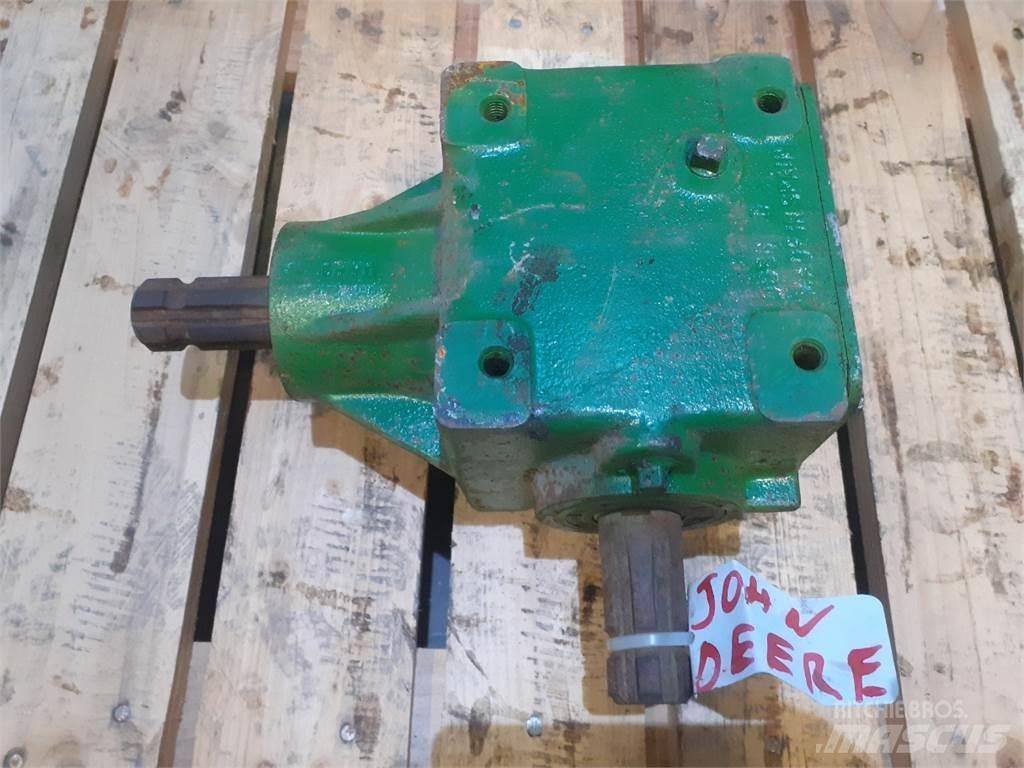 John Deere 550 أجهزة نقل