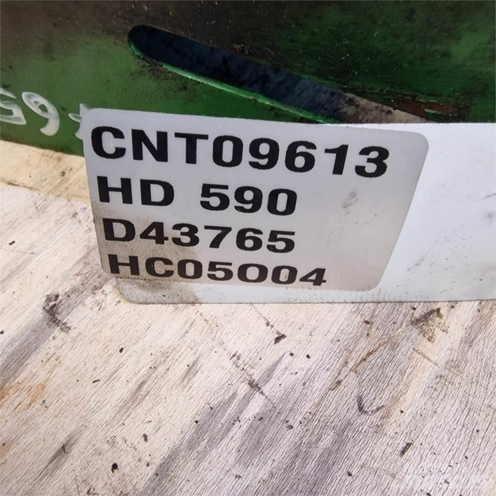 John Deere 590 ماكينات زراعية أخرى