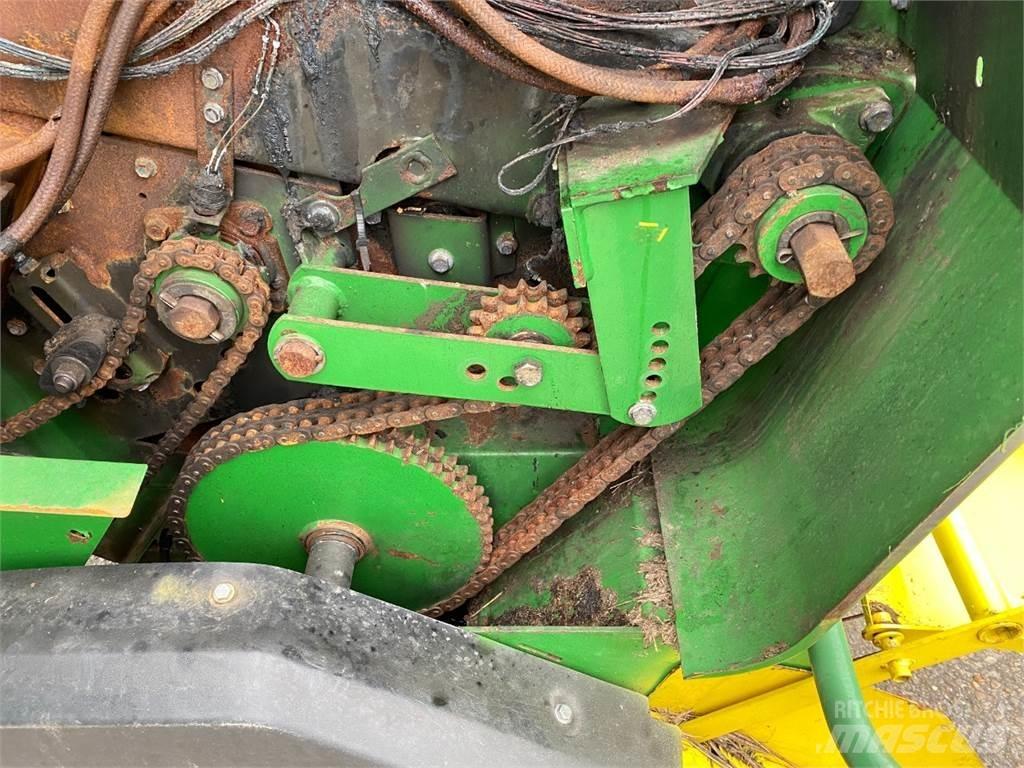 John Deere 592 محزمات مستديرة