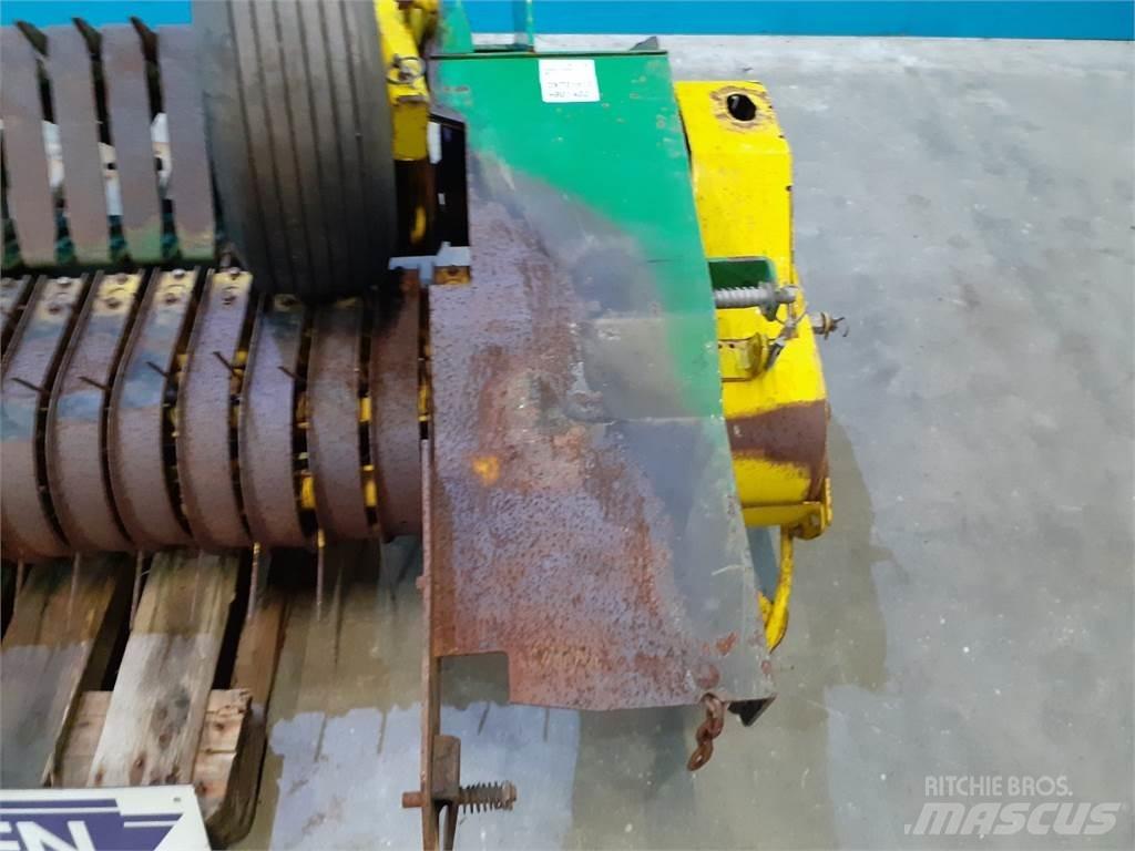 John Deere 592 ماكينات زراعية أخرى