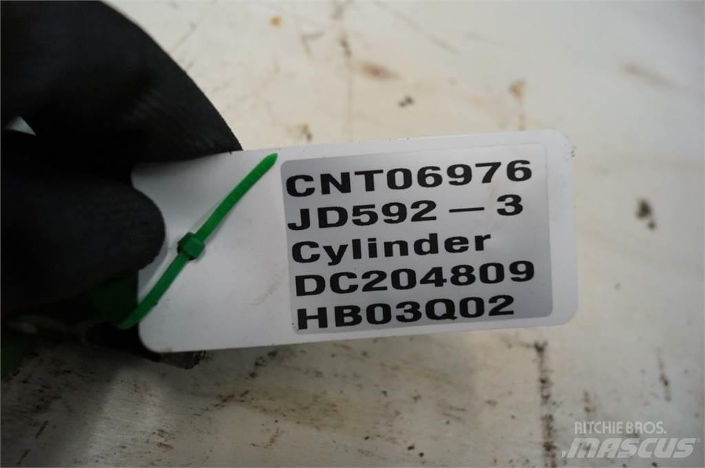 John Deere 592 هيدروليات