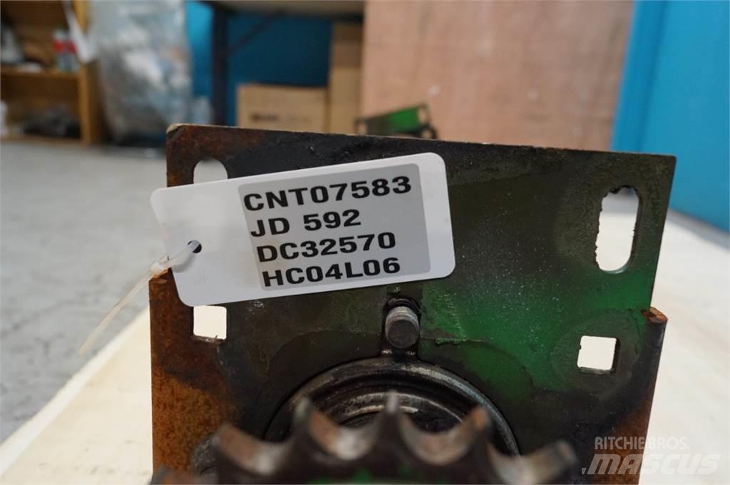 John Deere 592 ماكينات زراعية أخرى