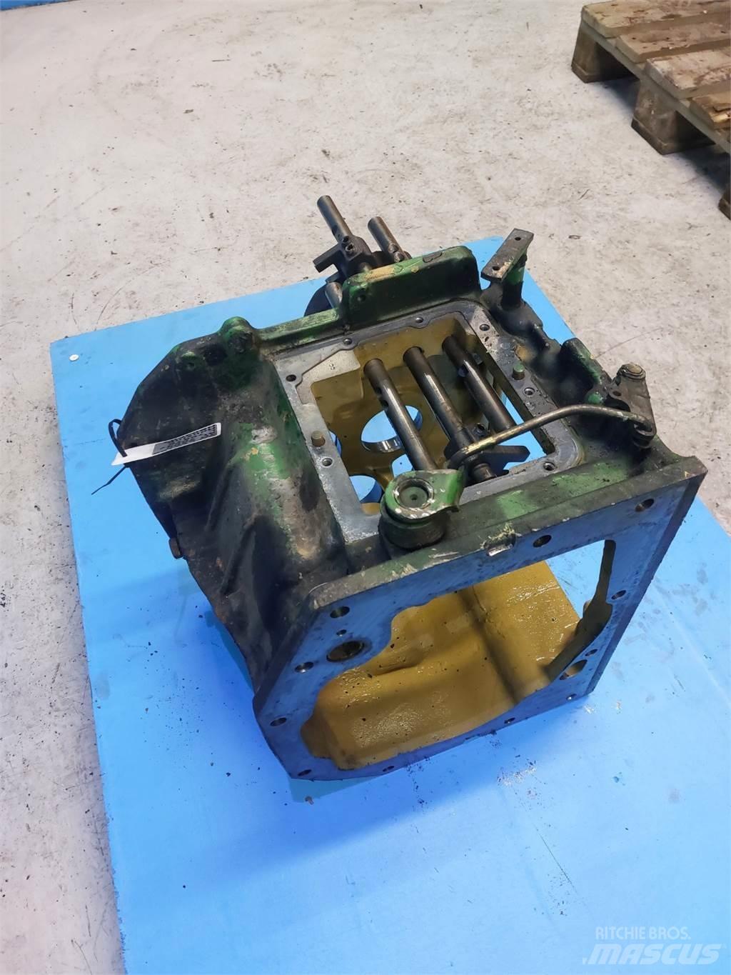 John Deere 6200 أجهزة نقل