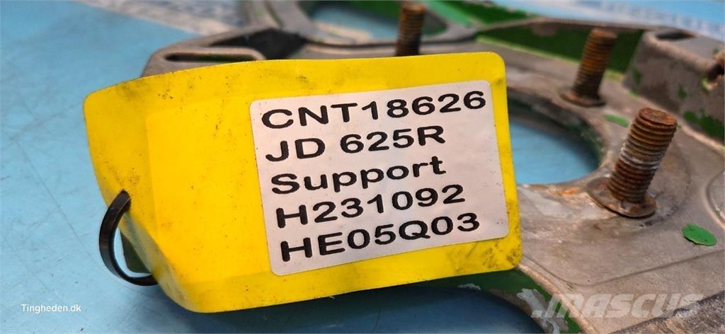 John Deere 625R ملحقات الحصادات