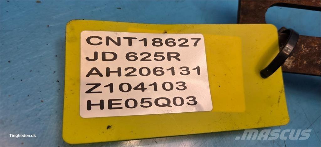 John Deere 625R ملحقات الحصادات