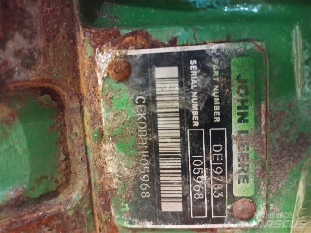 John Deere 630R ملحقات الحصادات