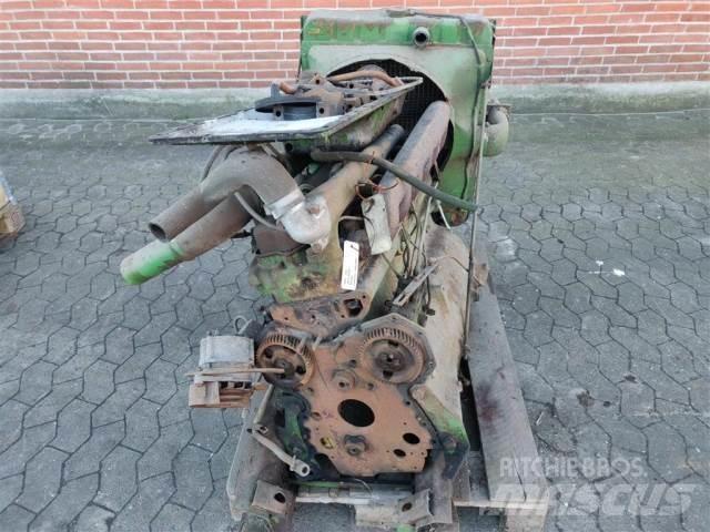 John Deere 6329 محركات