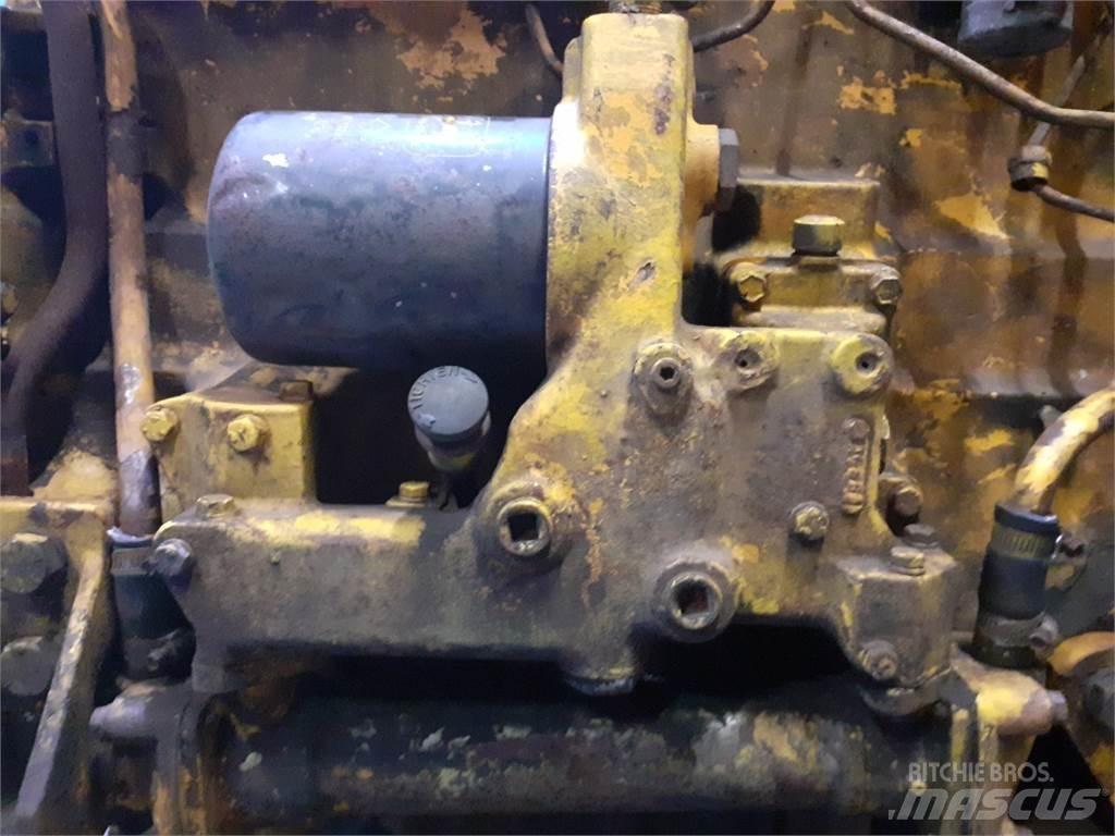 John Deere 644B محركات