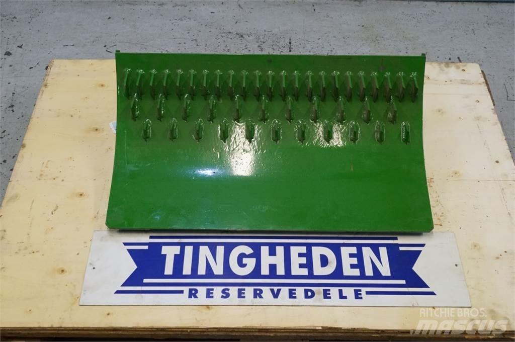 John Deere 7000 ملحقات الحصادات