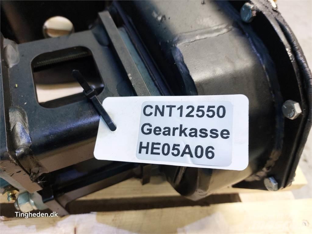 John Deere 7780 ملحقات ماكينات القش والعلف