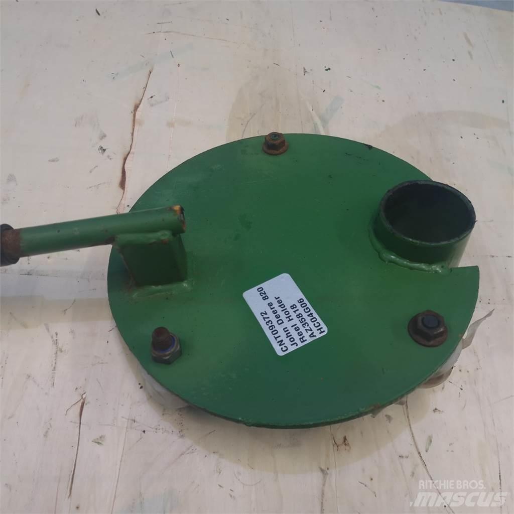 John Deere 820 ملحقات الحصادات