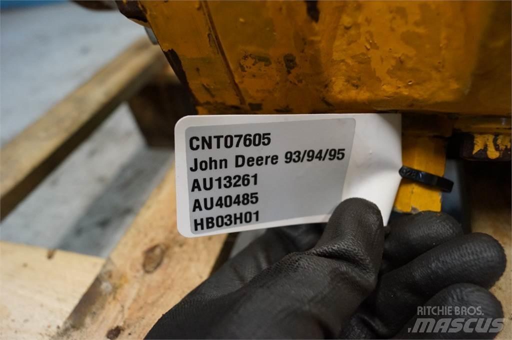 John Deere 93 أجهزة نقل