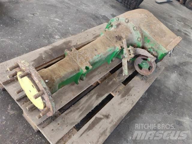 John Deere 942 أجهزة نقل