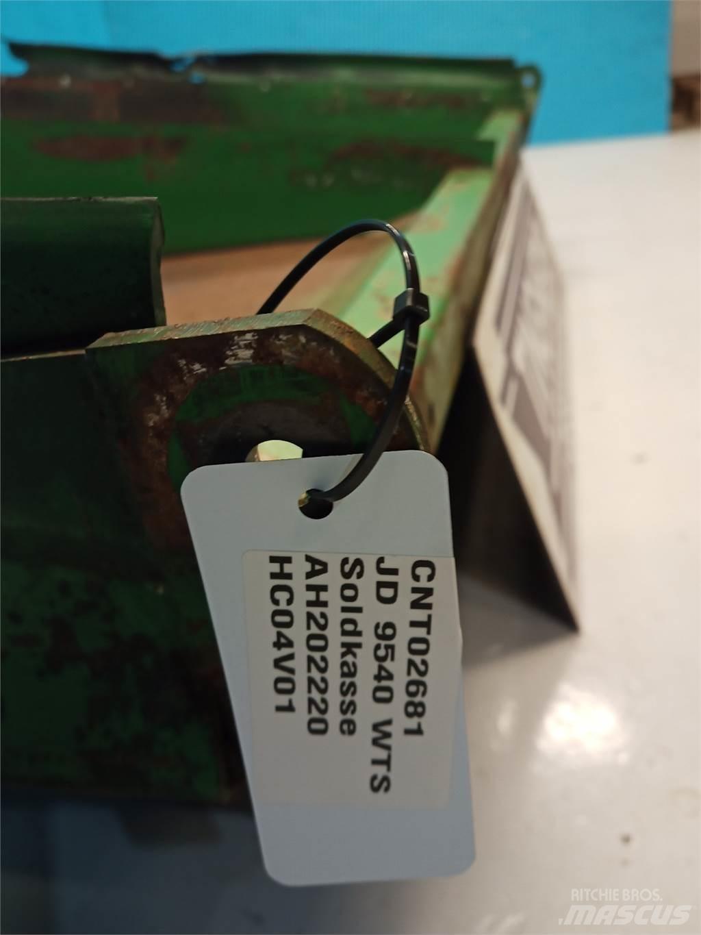 John Deere 9540 معدات نشر الرمال والملح