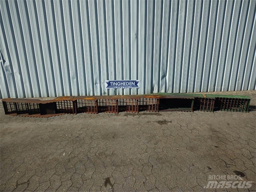 John Deere 9540 ملحقات الحصادات