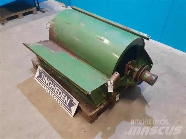 John Deere 955 معدات نشر الرمال والملح