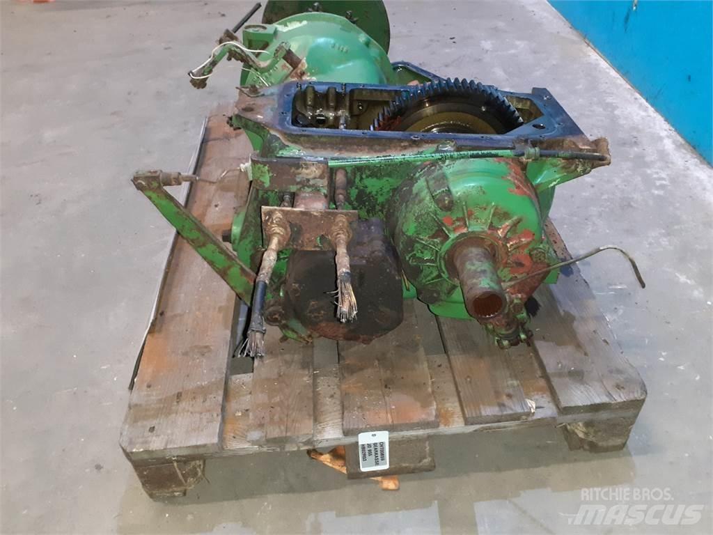 John Deere 955 أجهزة نقل