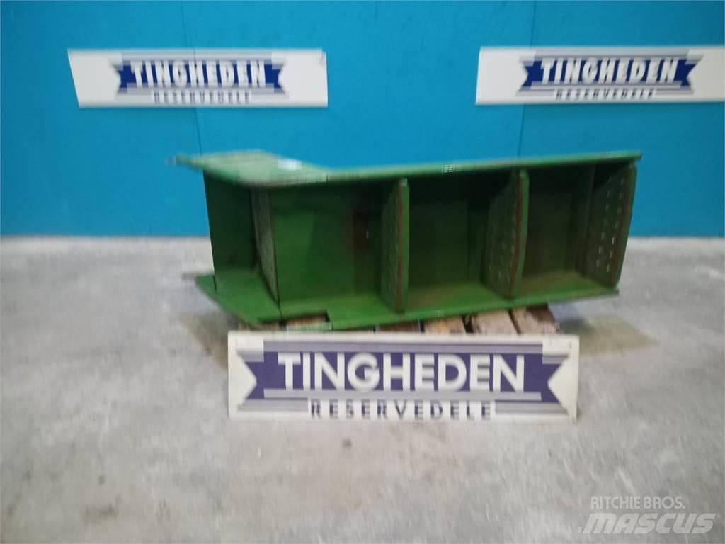John Deere 955 كابينة والداخلية