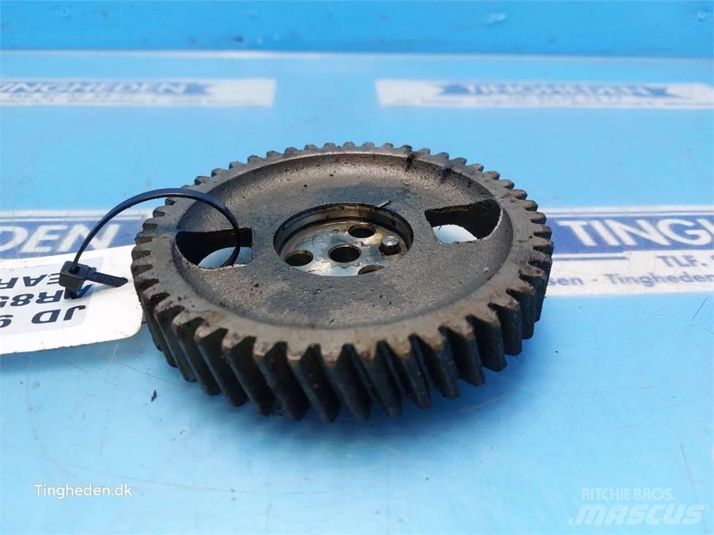 John Deere 955 محركات