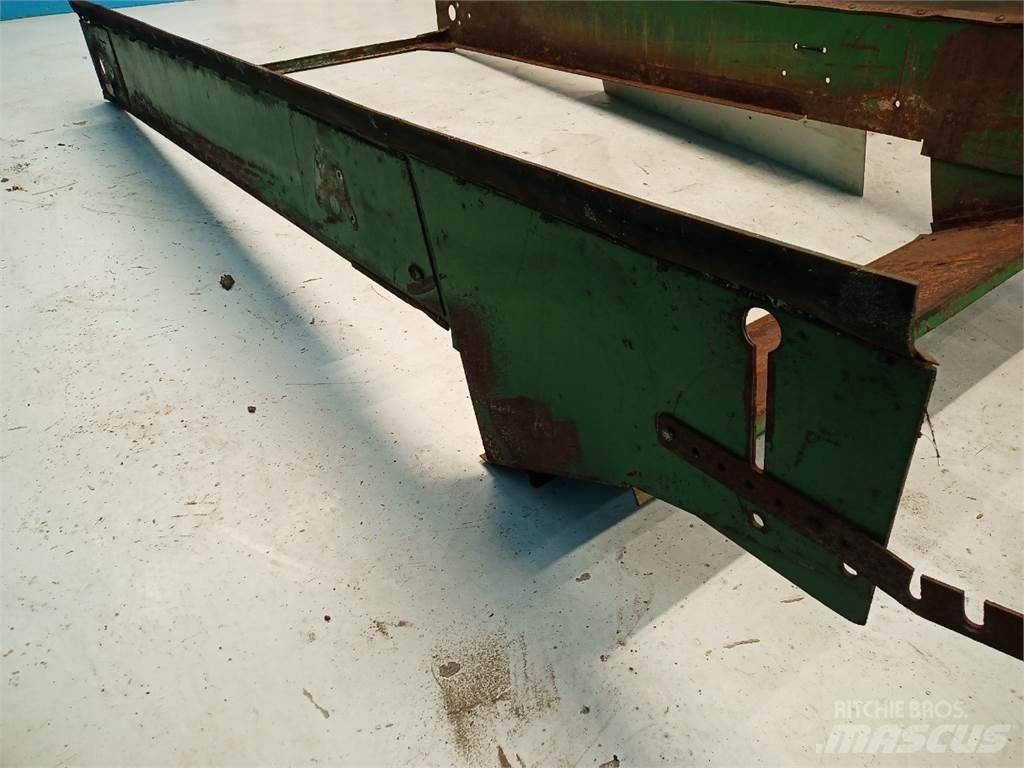 John Deere 965 معدات نشر الرمال والملح