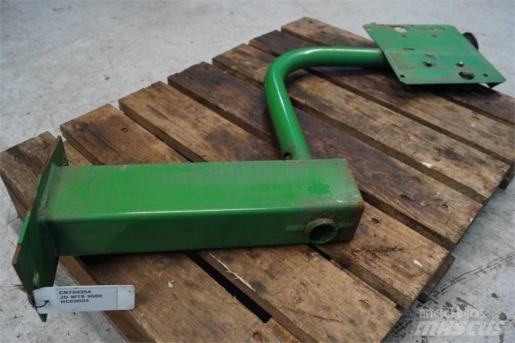 John Deere 9680 ماكينات زراعية أخرى