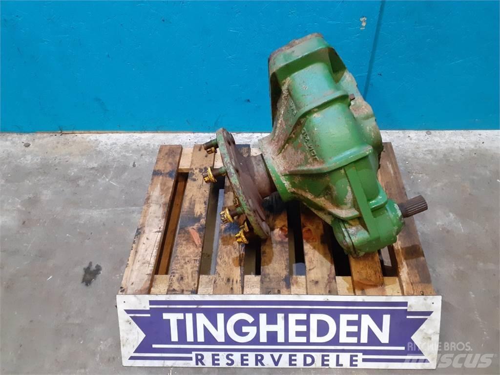 John Deere 975 ملحقات الحصادات