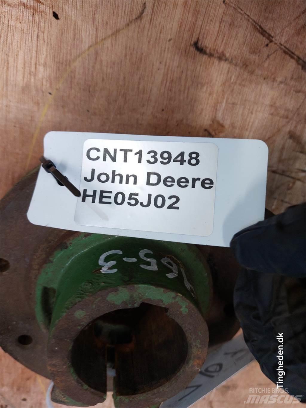 John Deere 975 ماكينات زراعية أخرى