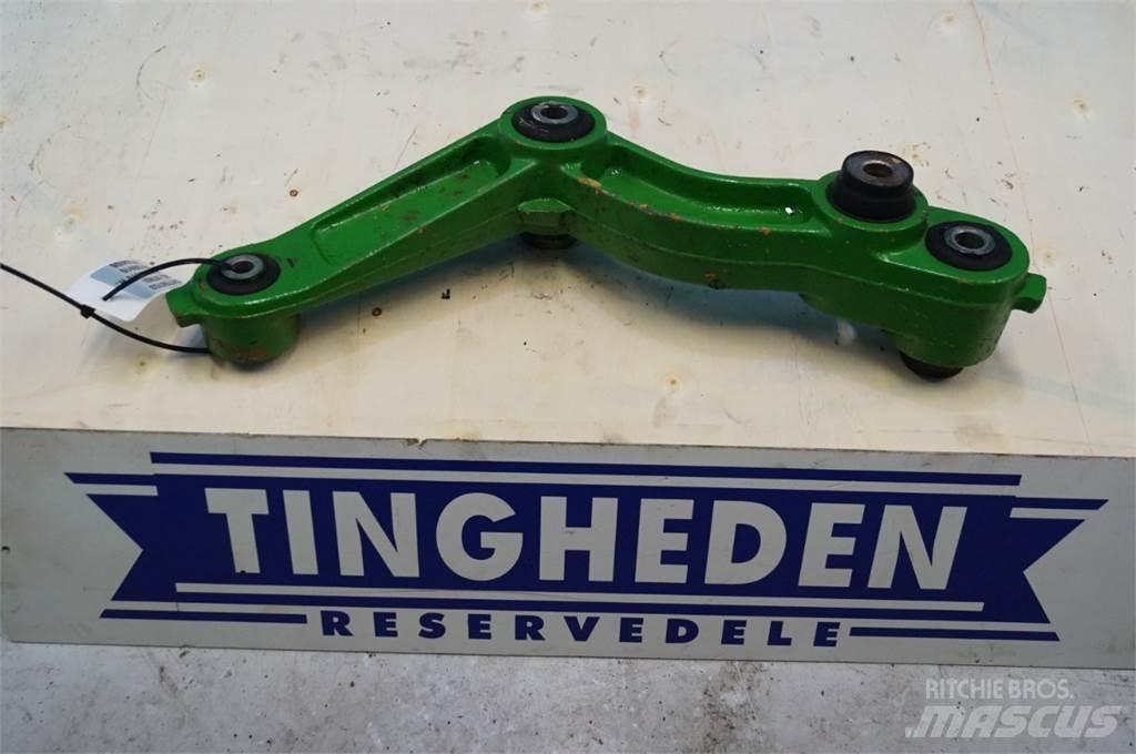 John Deere 9780 معدات نشر الرمال والملح