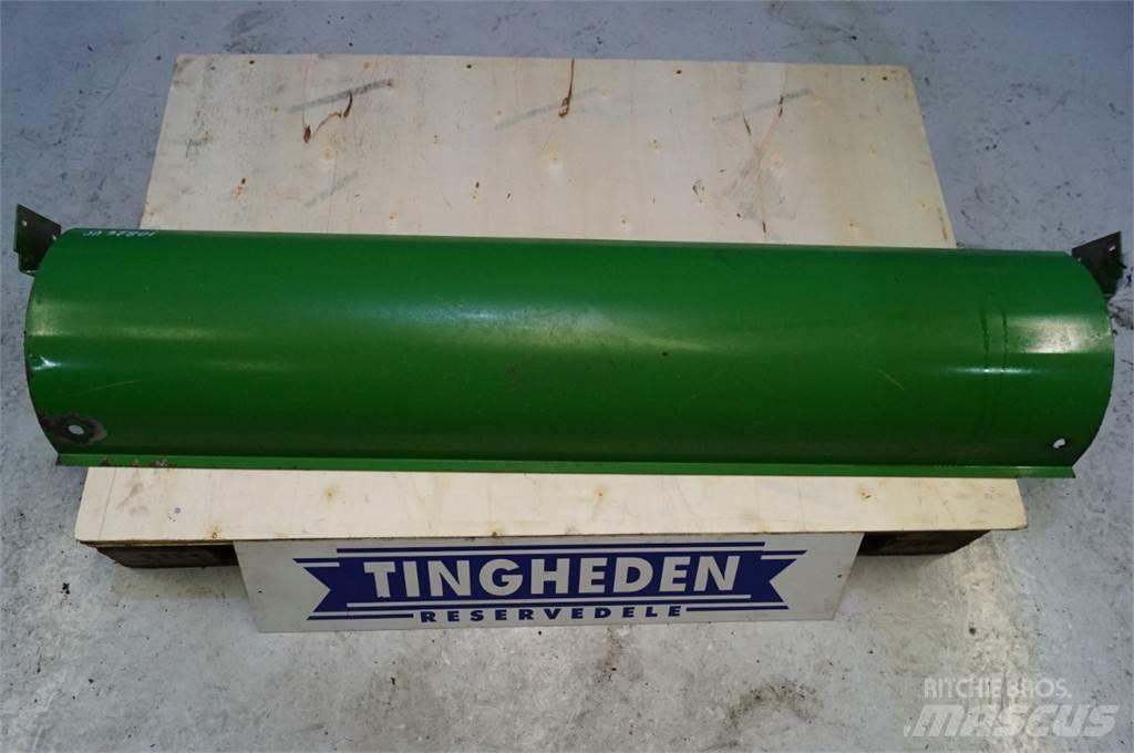 John Deere 9780 معدات نشر الرمال والملح