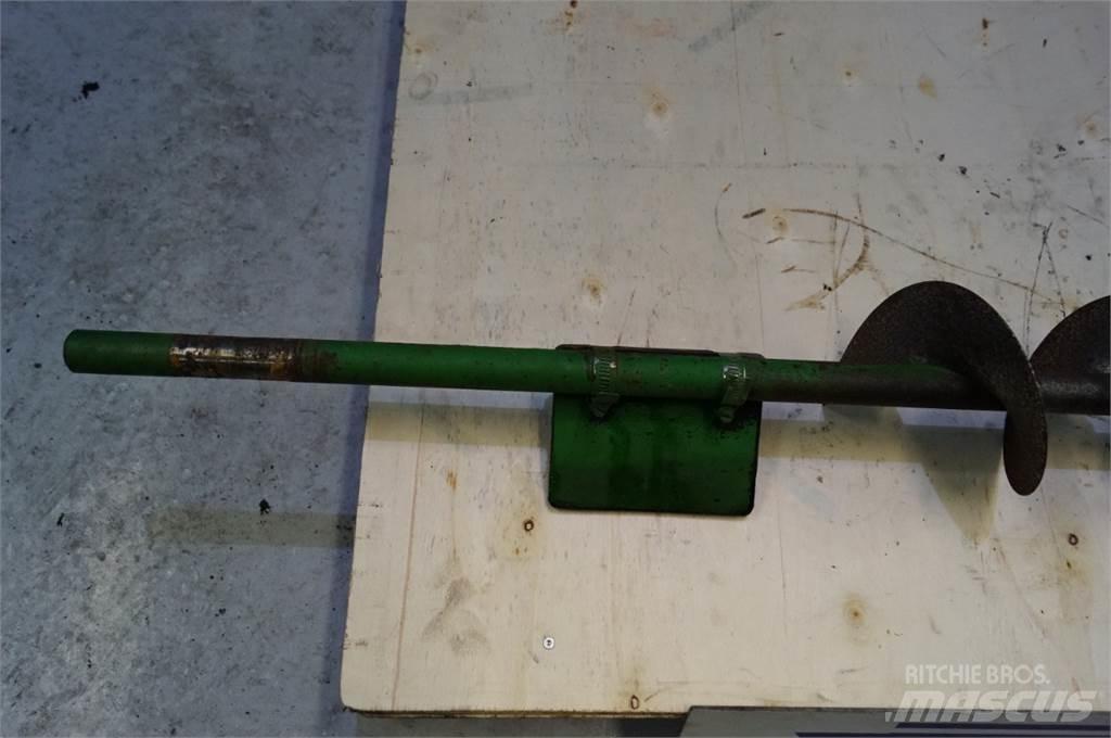 John Deere 9780 معدات نشر الرمال والملح