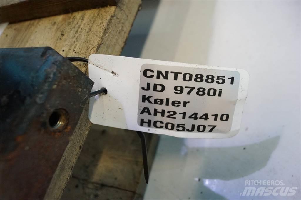 John Deere 9780 مشعات