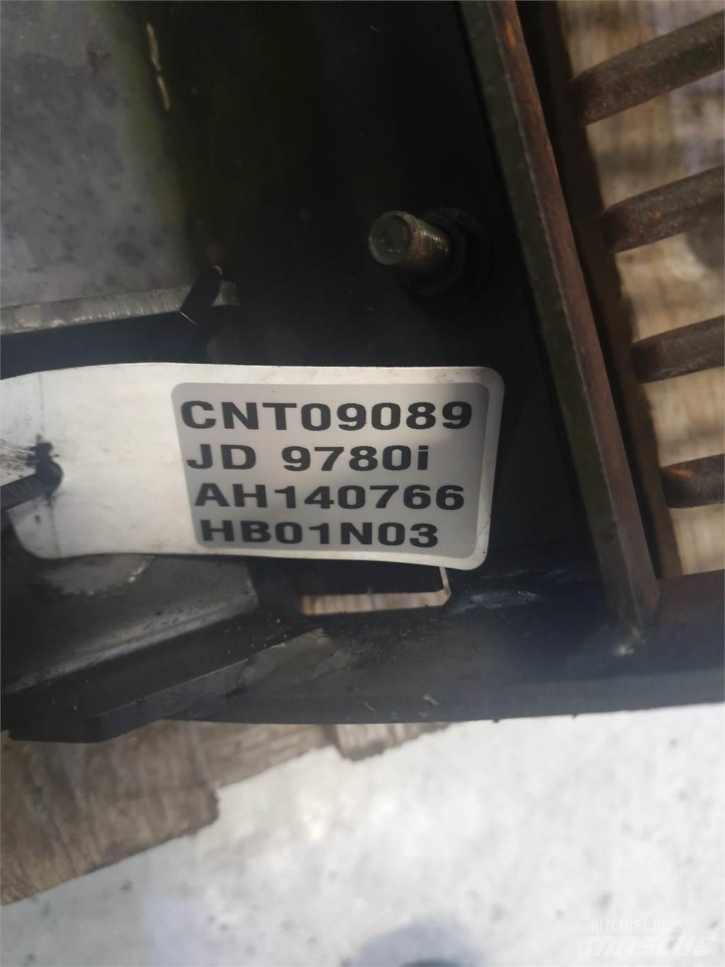 John Deere 9780 ملحقات الحصادات