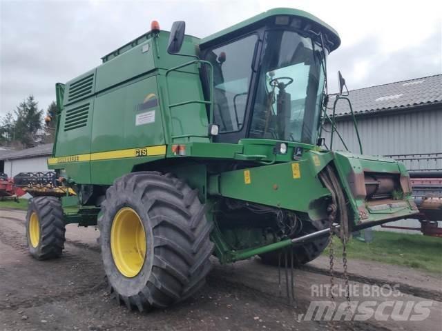John Deere CTS حصادات