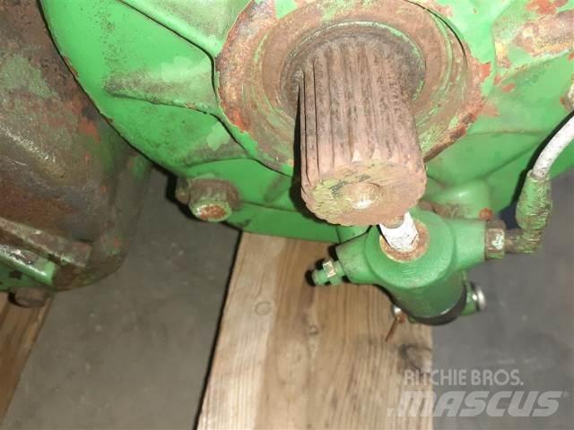 John Deere JD955 أجهزة نقل