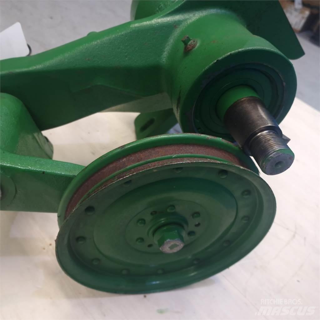 John Deere S670 ماكينات زراعية أخرى
