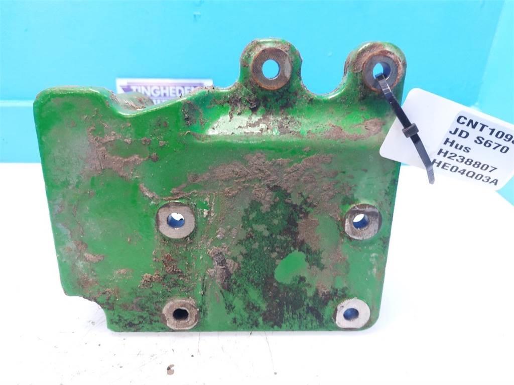 John Deere S670 محركات