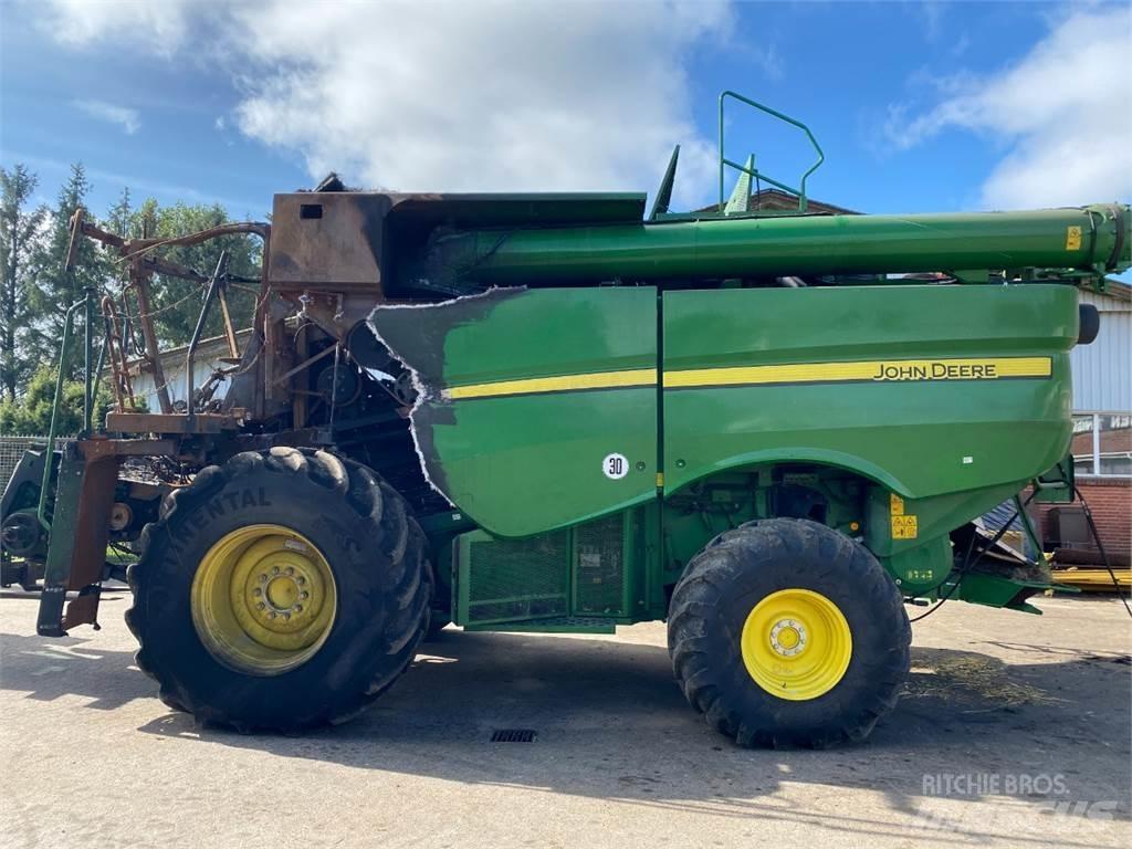 John Deere S670I حصادات
