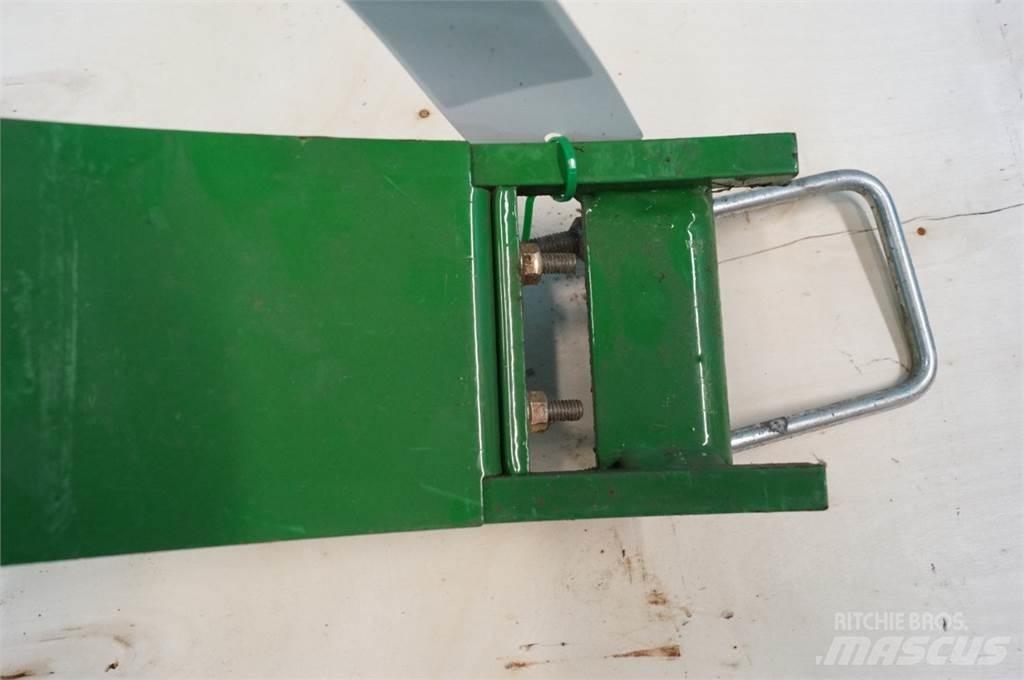 John Deere S690 ملحقات الحصادات