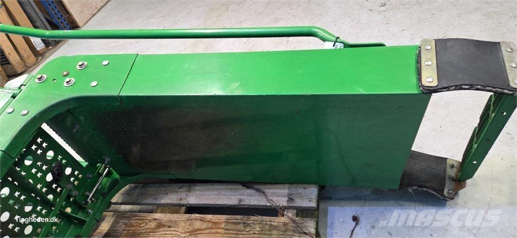 John Deere S690 ماكينات زراعية أخرى
