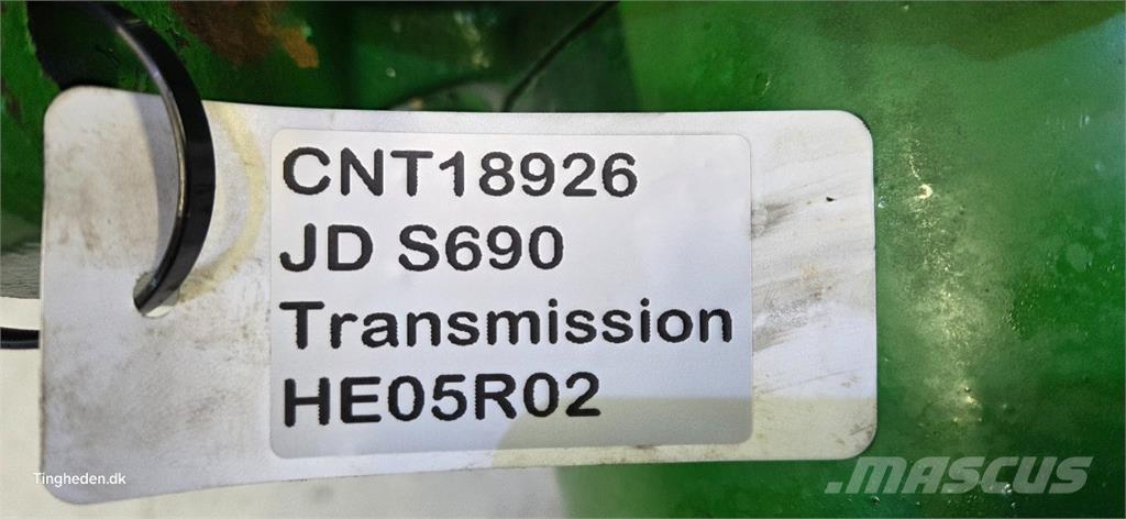 John Deere S690 أجهزة نقل