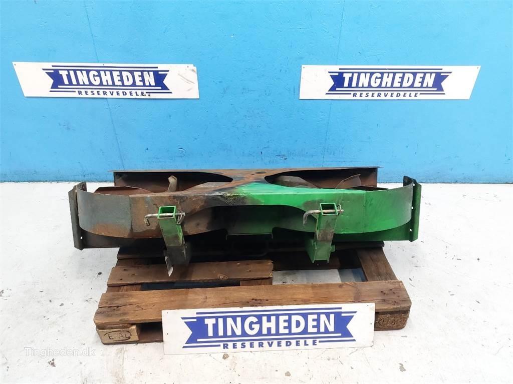 John Deere T660i ملحقات الحصادات
