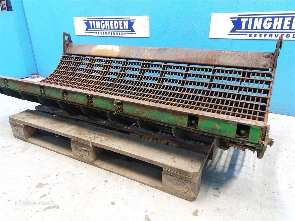 John Deere T660I ملحقات الحصادات