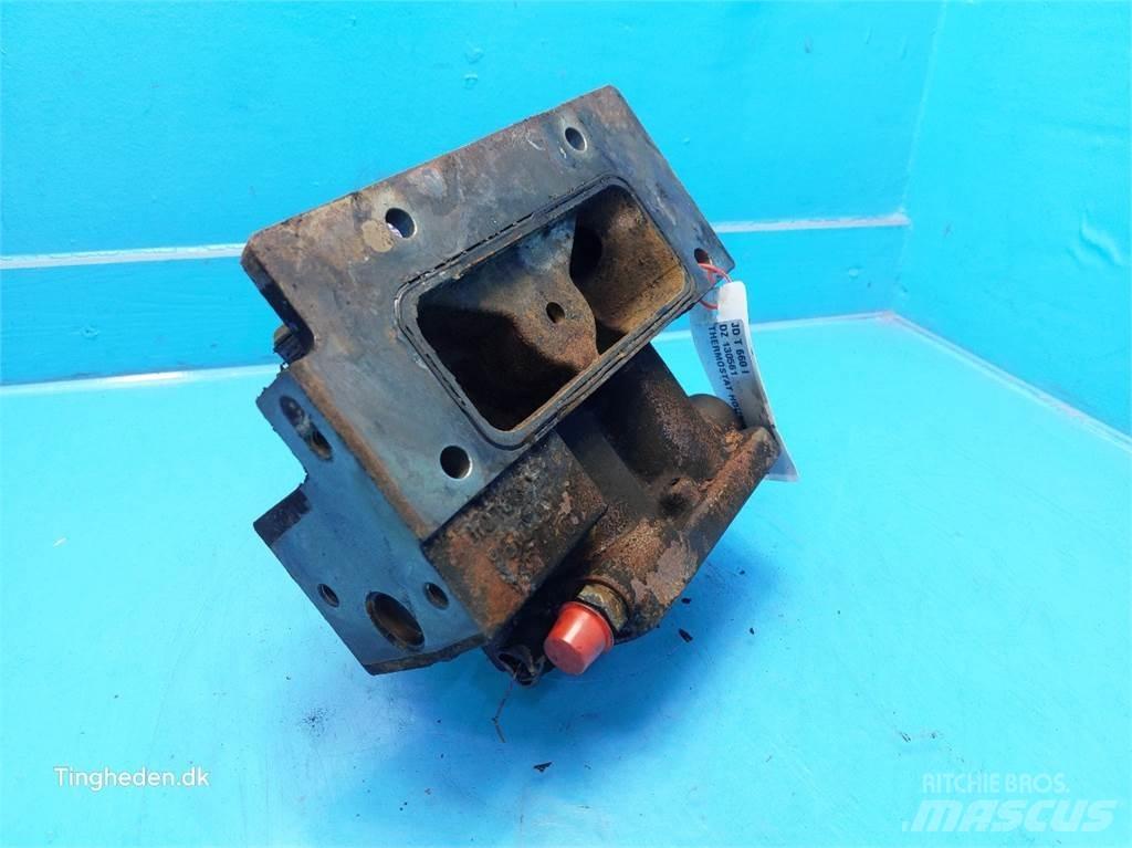 John Deere T660I محركات