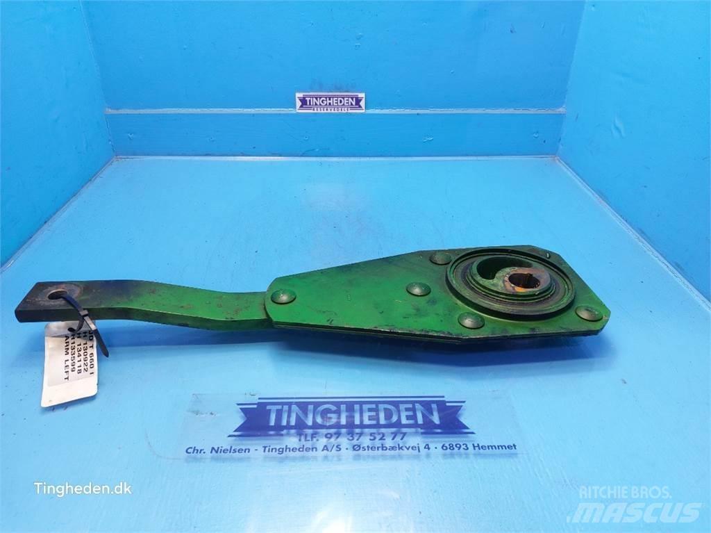 John Deere T660I معدات نشر الرمال والملح