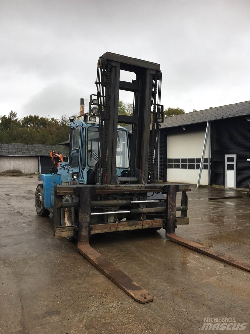 Kalmar 12-1200 شاحنات الديزل