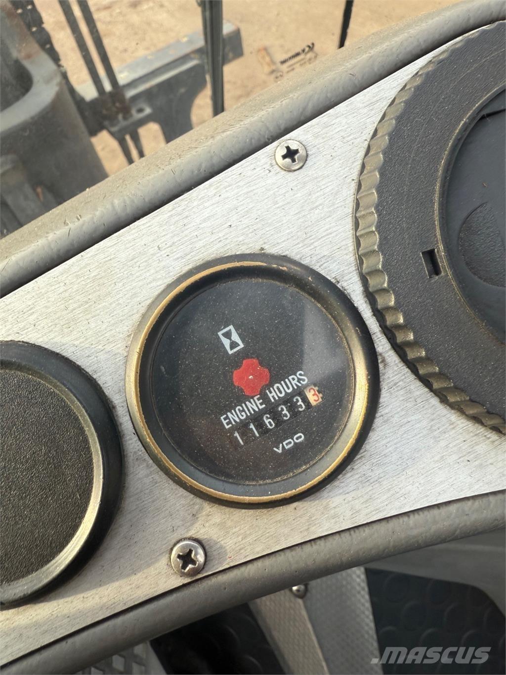 Kalmar DCD75-6 شاحنات الديزل