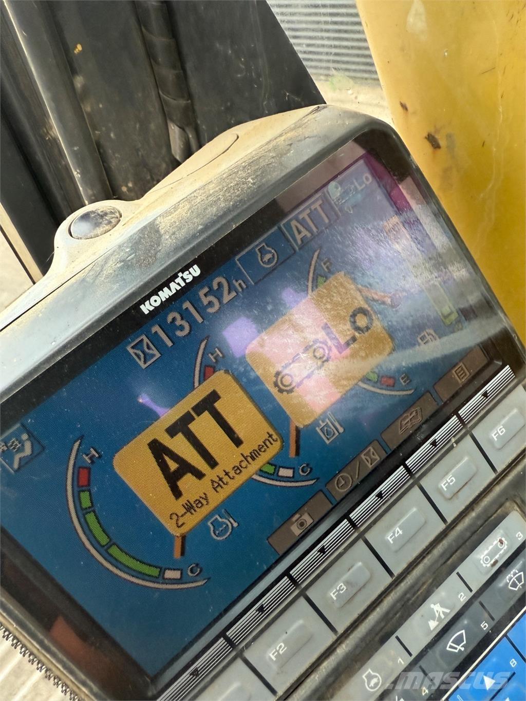 Komatsu PC290 حفارات زحافة